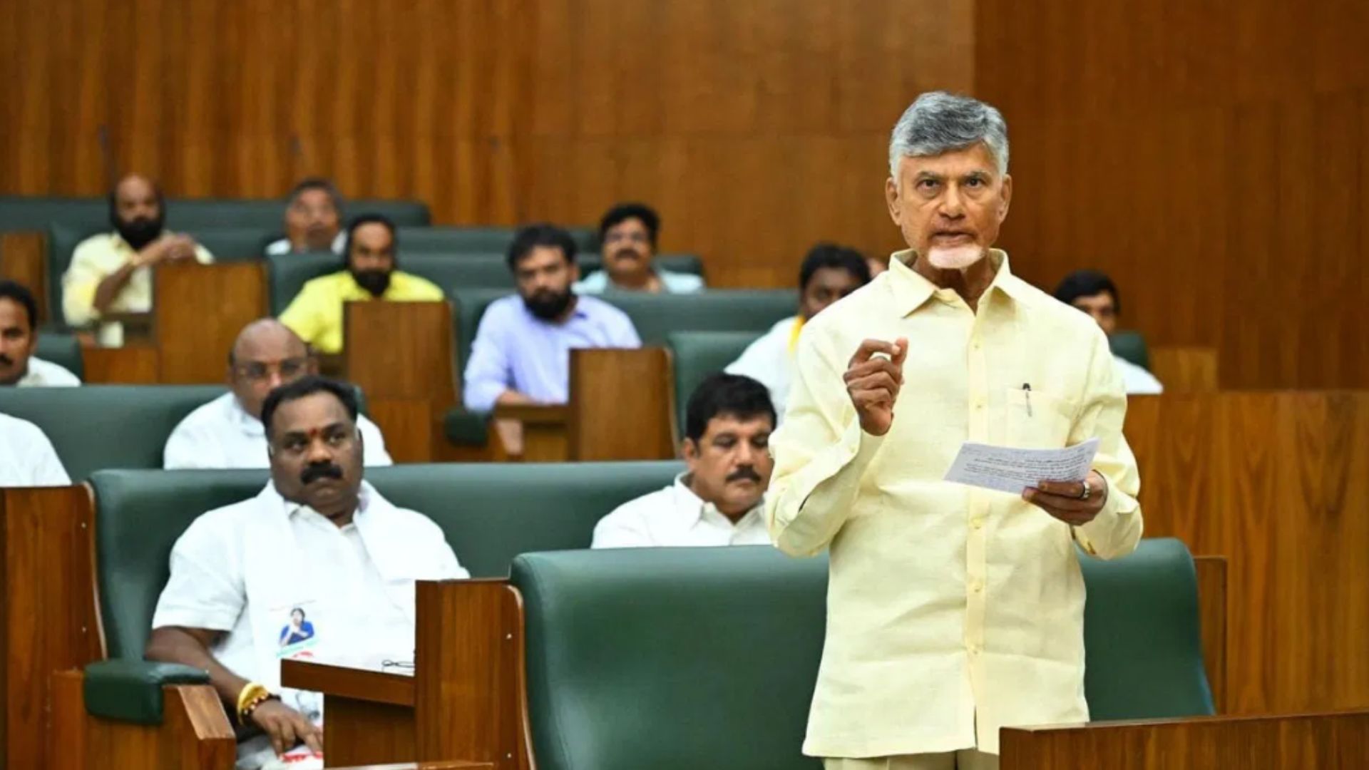 రాష్ట్రంలో మొదలైన పెట్టుబడుల వరద... ఉద్యోగాల జాతర!